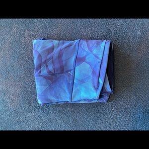 Lulu Lemon Performance tights size 4